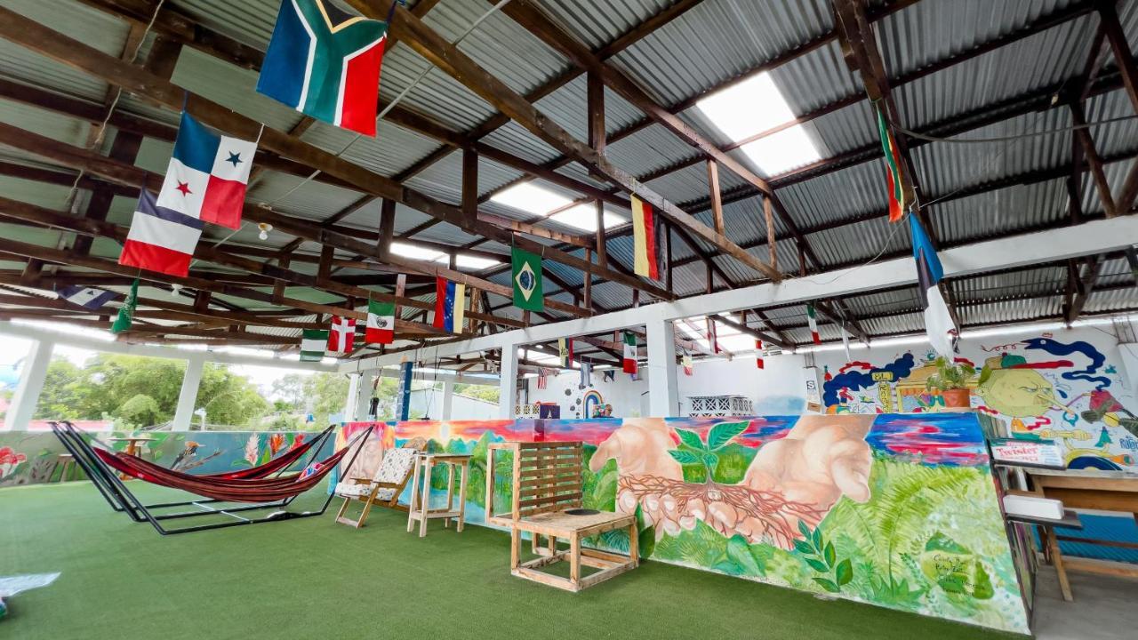 El Mural Backpackers 塔拉波托 外观 照片